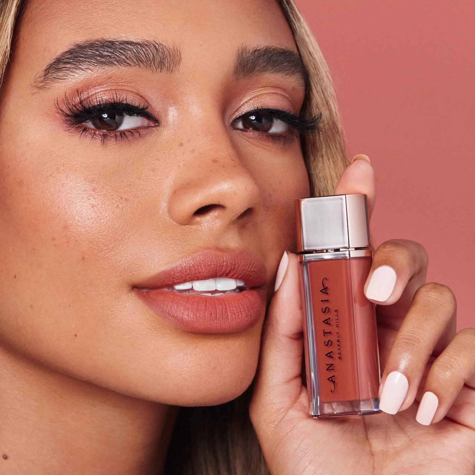 Lip Velvet - Image 20